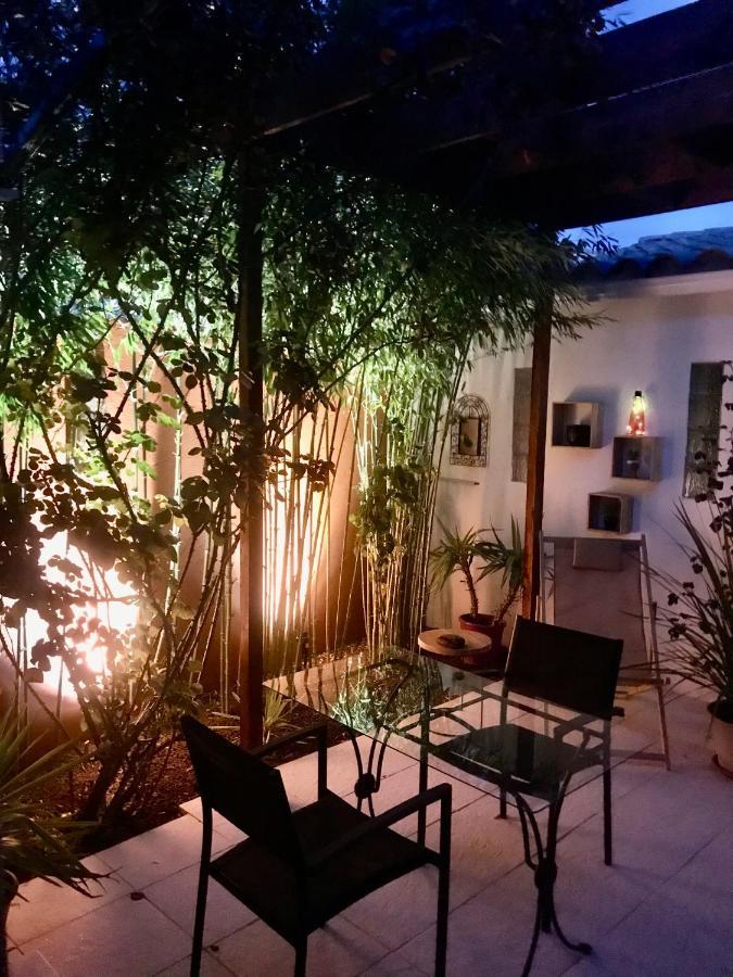 Mon Petit Bali Bed and Breakfast Maussane les Alpilles Εξωτερικό φωτογραφία