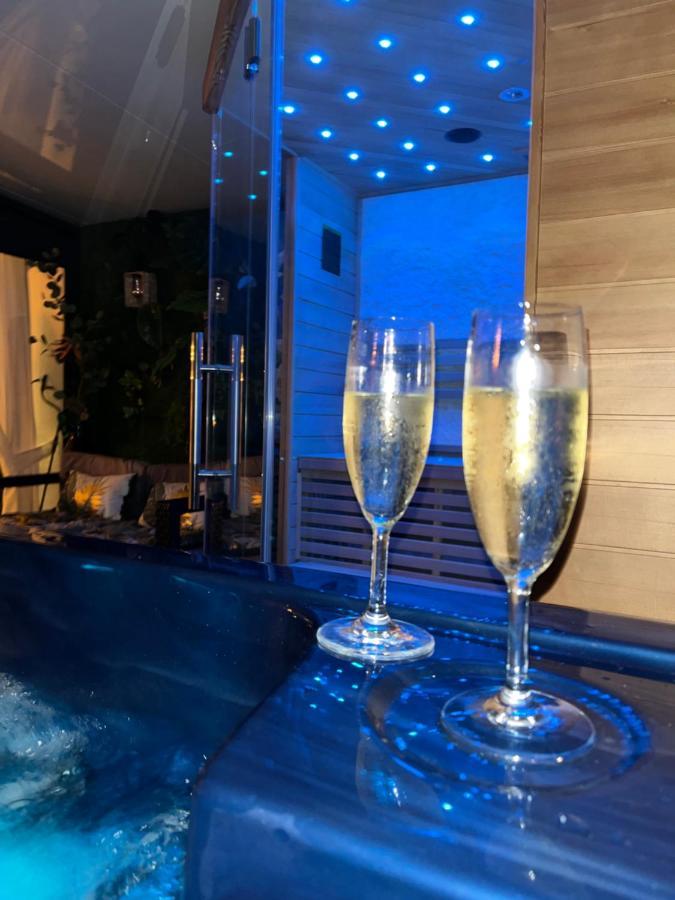 Mon Petit Bali Bed and Breakfast Maussane les Alpilles Εξωτερικό φωτογραφία